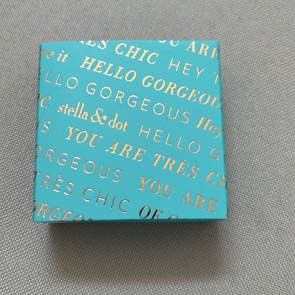 Stella&Dot Recognition 5 year pave bar - Picture 3 of 3